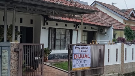 Rumah Dijual di Perumahan Dukuh Zamrud Bekasi - Lokasi Nyaman dan Strategis!