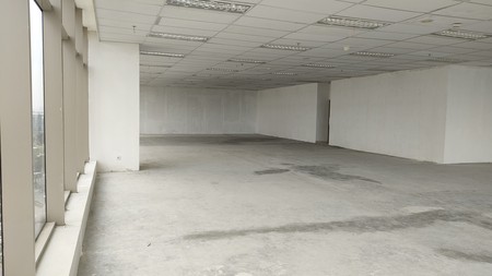 Office Lippo Thamrin Jakarta Pusat, 360m2, 5 menit jalan kaki ke MRT station dan Bundaran HI