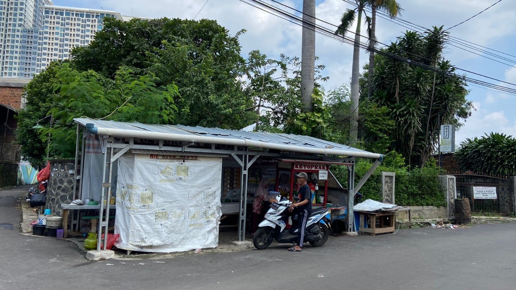 Tanah di Jual di Bekasi Barat - Lokasi Strategis, Harga Tanah Terjangkau. 