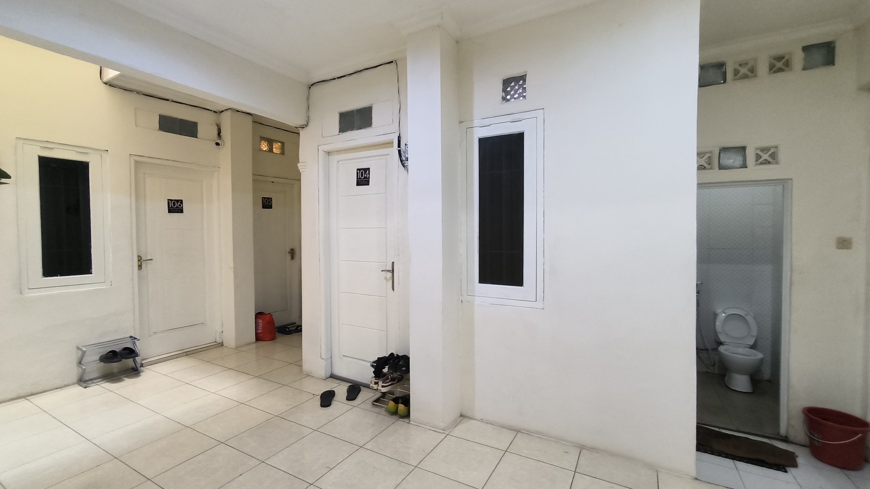 Rumah Hitung Tanah Area Cipete