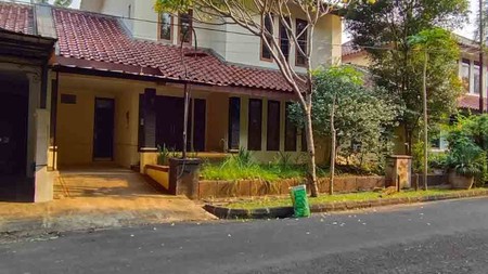 Dijual Rumah Asri 2 Lantai dalam Perumahan Elite Bintaro Jaya