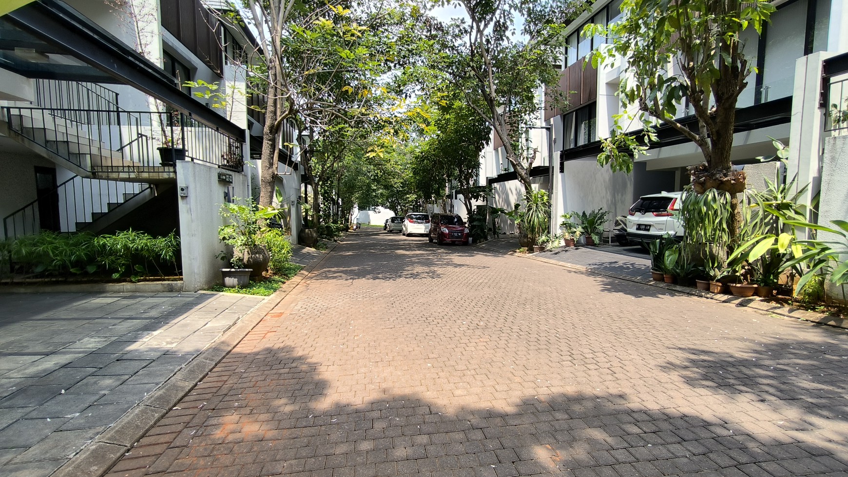 Rumah Mewah Siap Huni di Perumahan Exclusive di Lebak Bulus JakSel