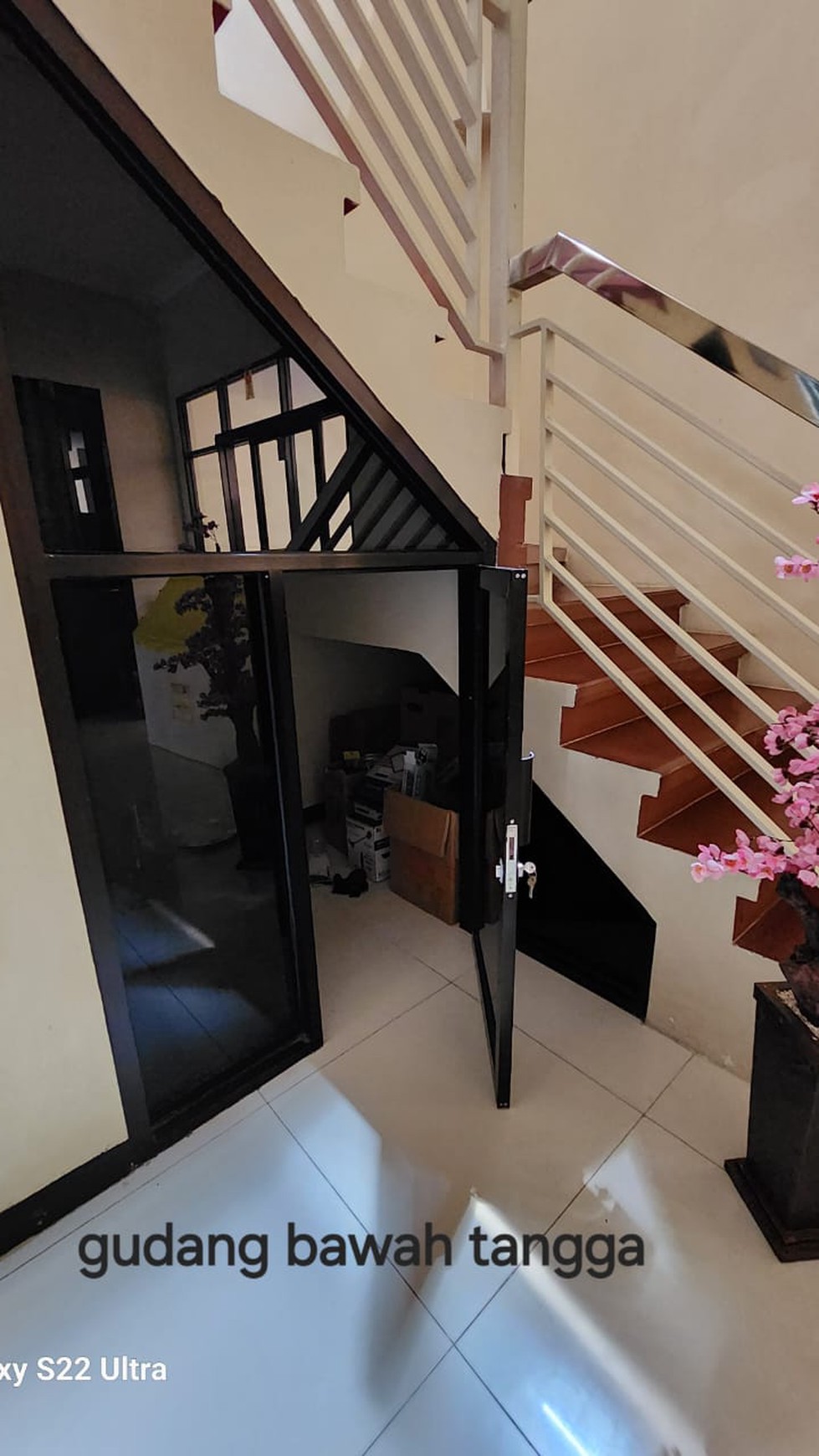 Dijual Rumah Mewah Fully Furnished Dekat Sport Club, Pondok Candra Sidoarjo - SHM, Luas 162/168 m&#xb2;