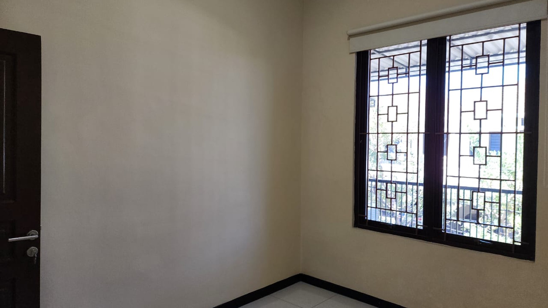 Dijual Rumah Mewah Fully Furnished Dekat Sport Club, Pondok Candra Sidoarjo - SHM, Luas 162/168 m&#xb2;