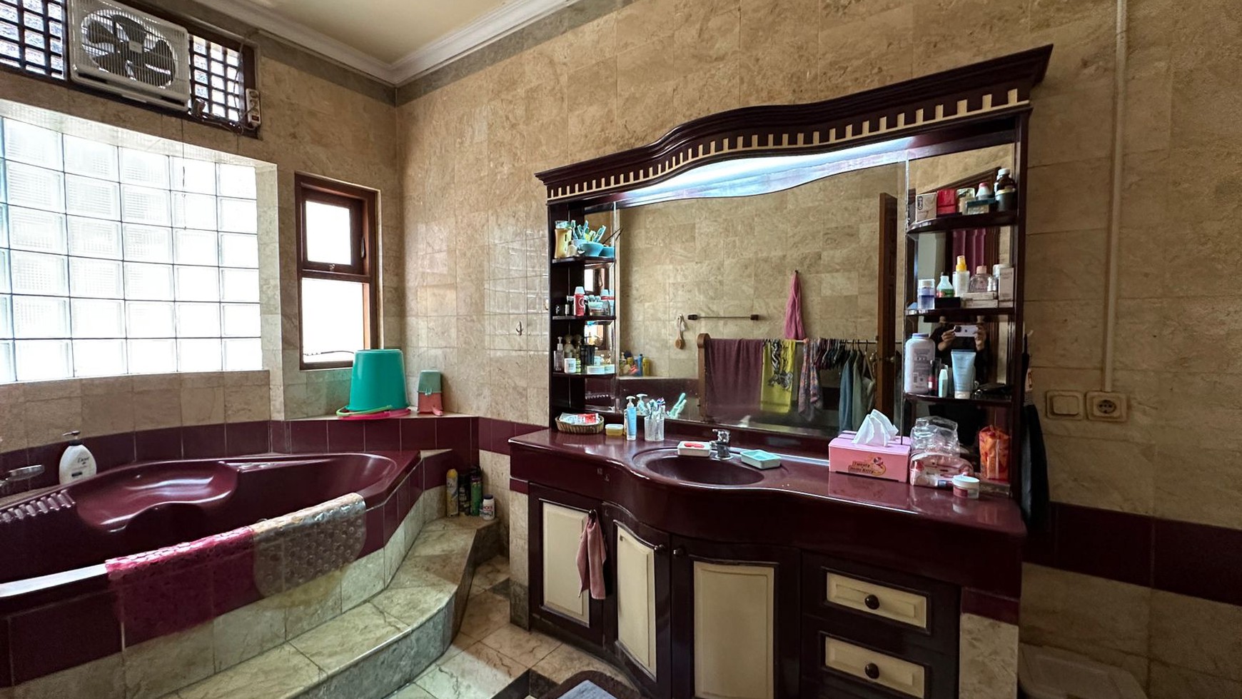 Rumah Hitung Tanah Area Cipete