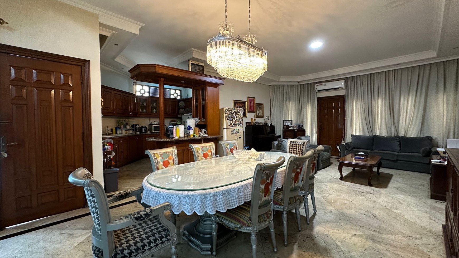 Rumah Hitung Tanah Area Cipete