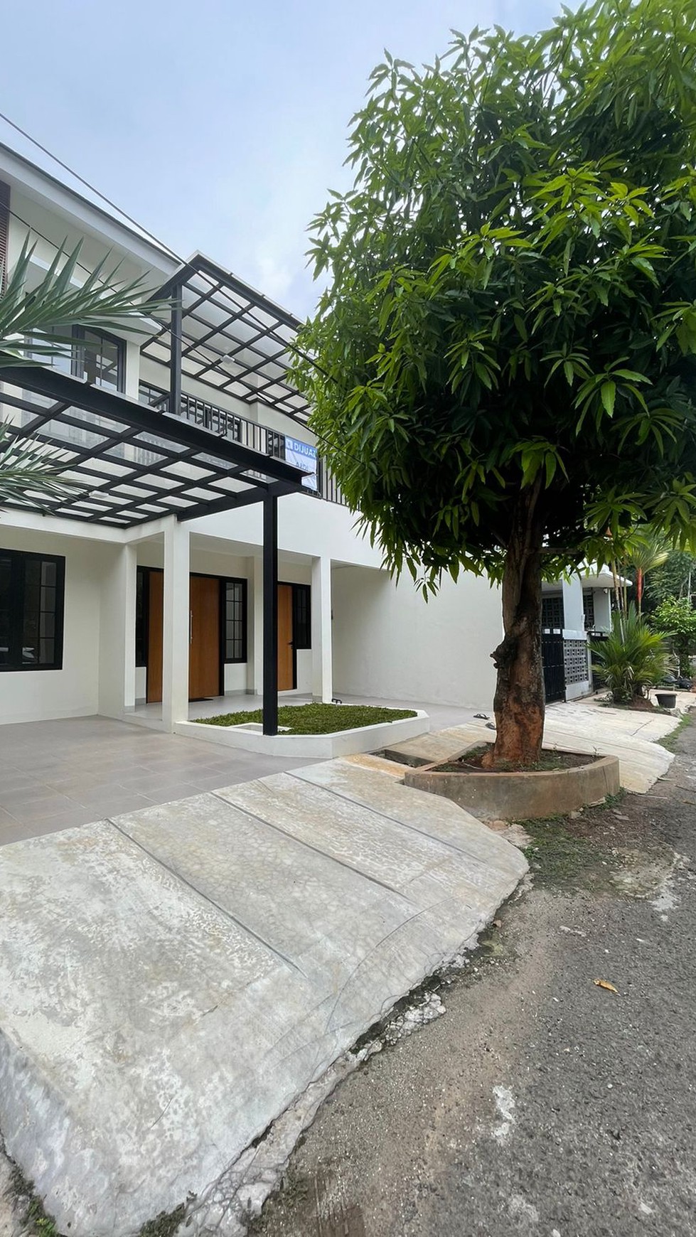 Rumah Hitung Tanah Area Cipete