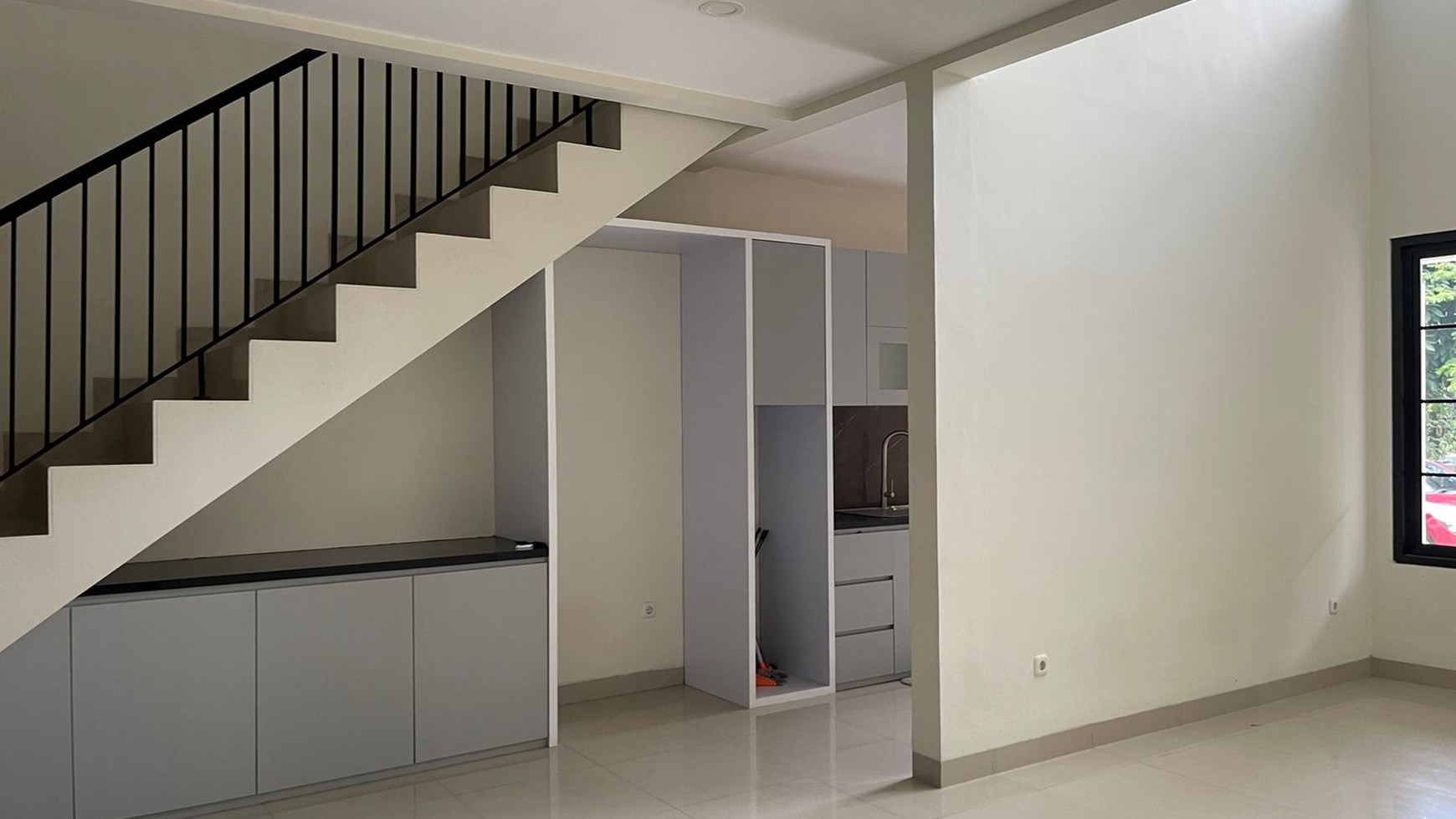 Rumah Hitung Tanah Area Cipete