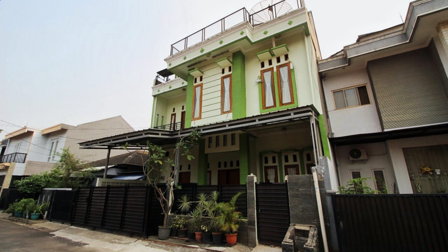 Rumah Hitung Tanah Area Cipete