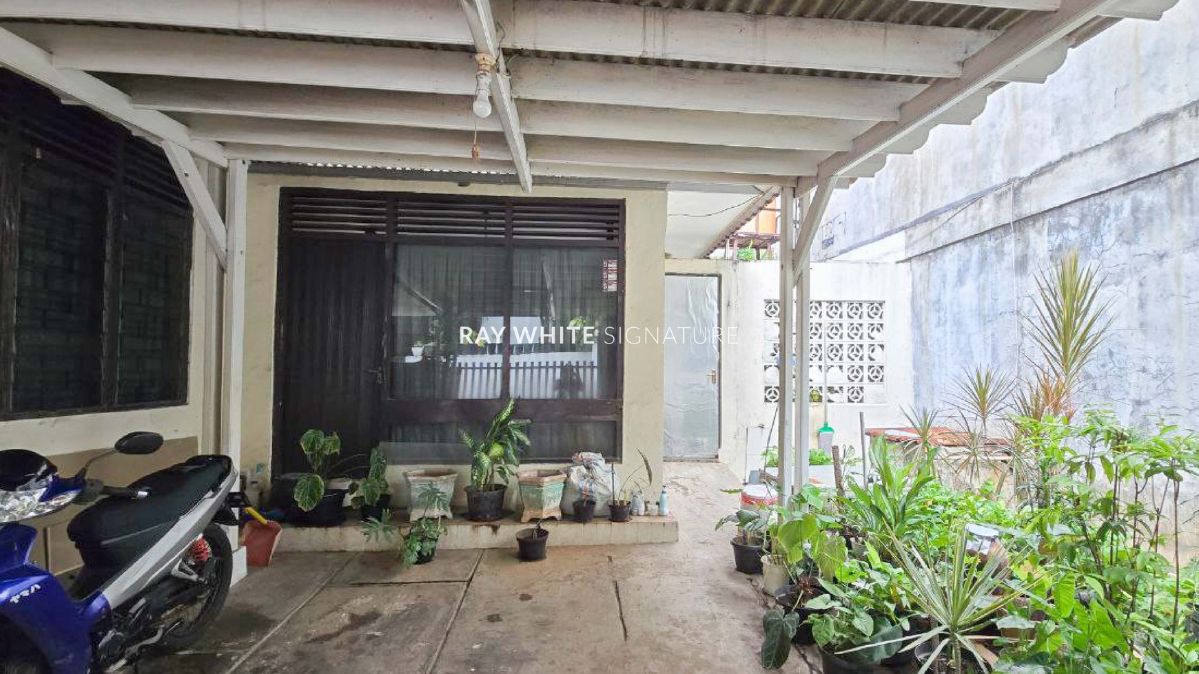 Rumah Hitung Tanah Area Cipete