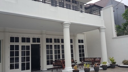 Disewa Rumah Besar Dan Bagus Di Menteng