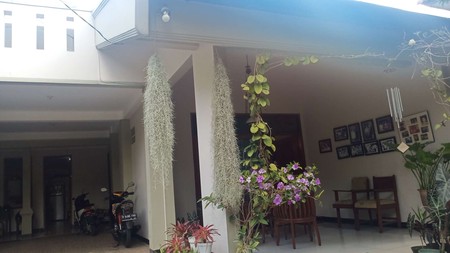 RUMAH TERAWAT! Rumah Asri, Sejuk, Nyaman dan Aman di Cigadung, Bandung Utara!
