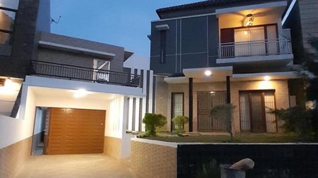 Rumah mewah di Citra Garden 