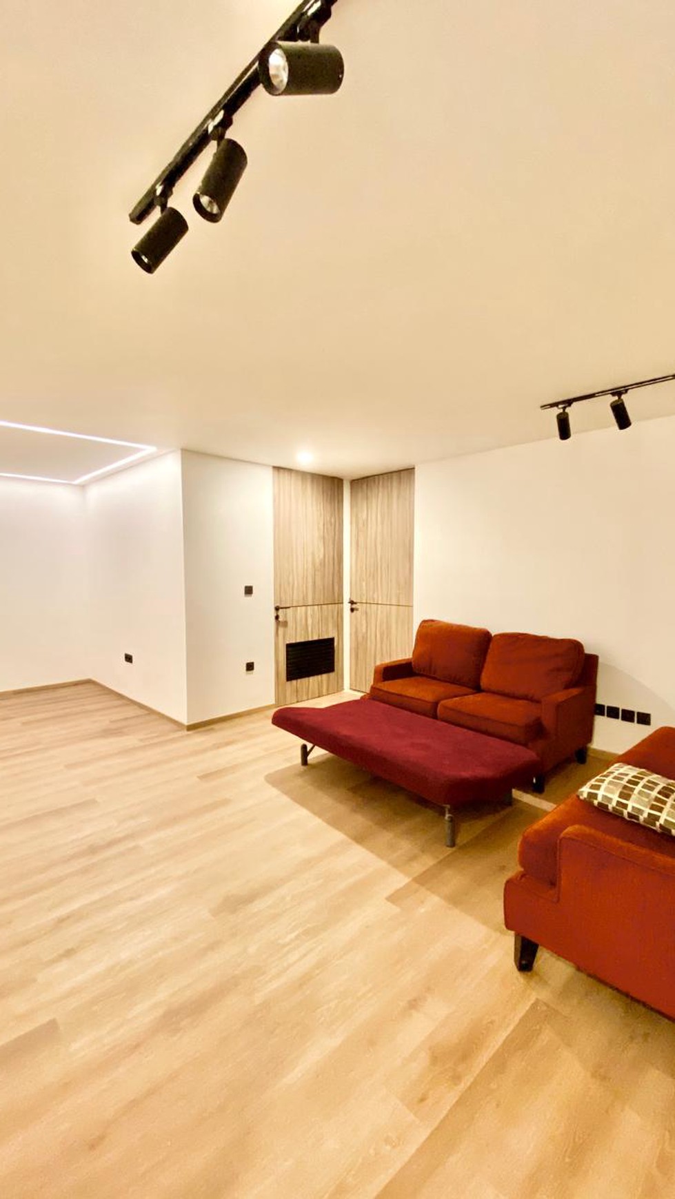 Dijual Rumah Baru Dalam Townhouse Elite Kemang Ampera