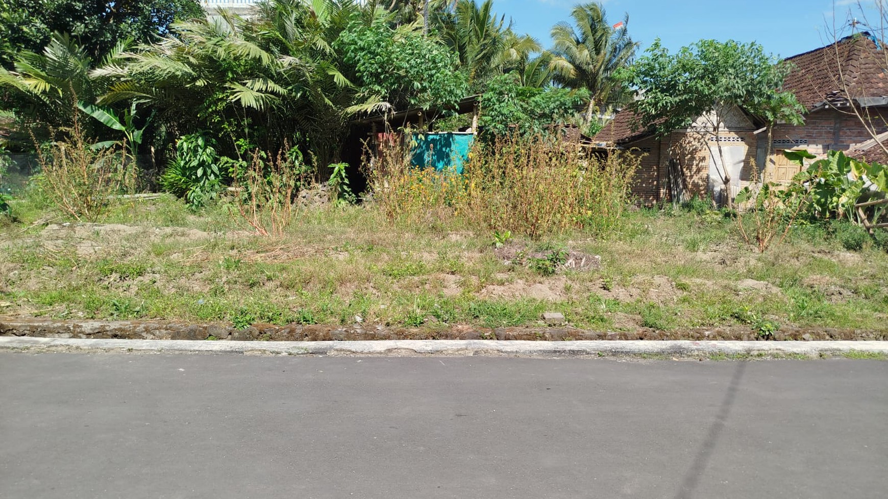 Tanah Luas 120 Meter Persegi Lokasi Dekat Pasar Tempel Sleman