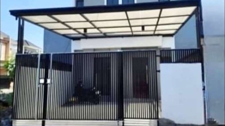 Dijual Rumah 2 lantai di Jl Kuwukan Lapangan Surabaya