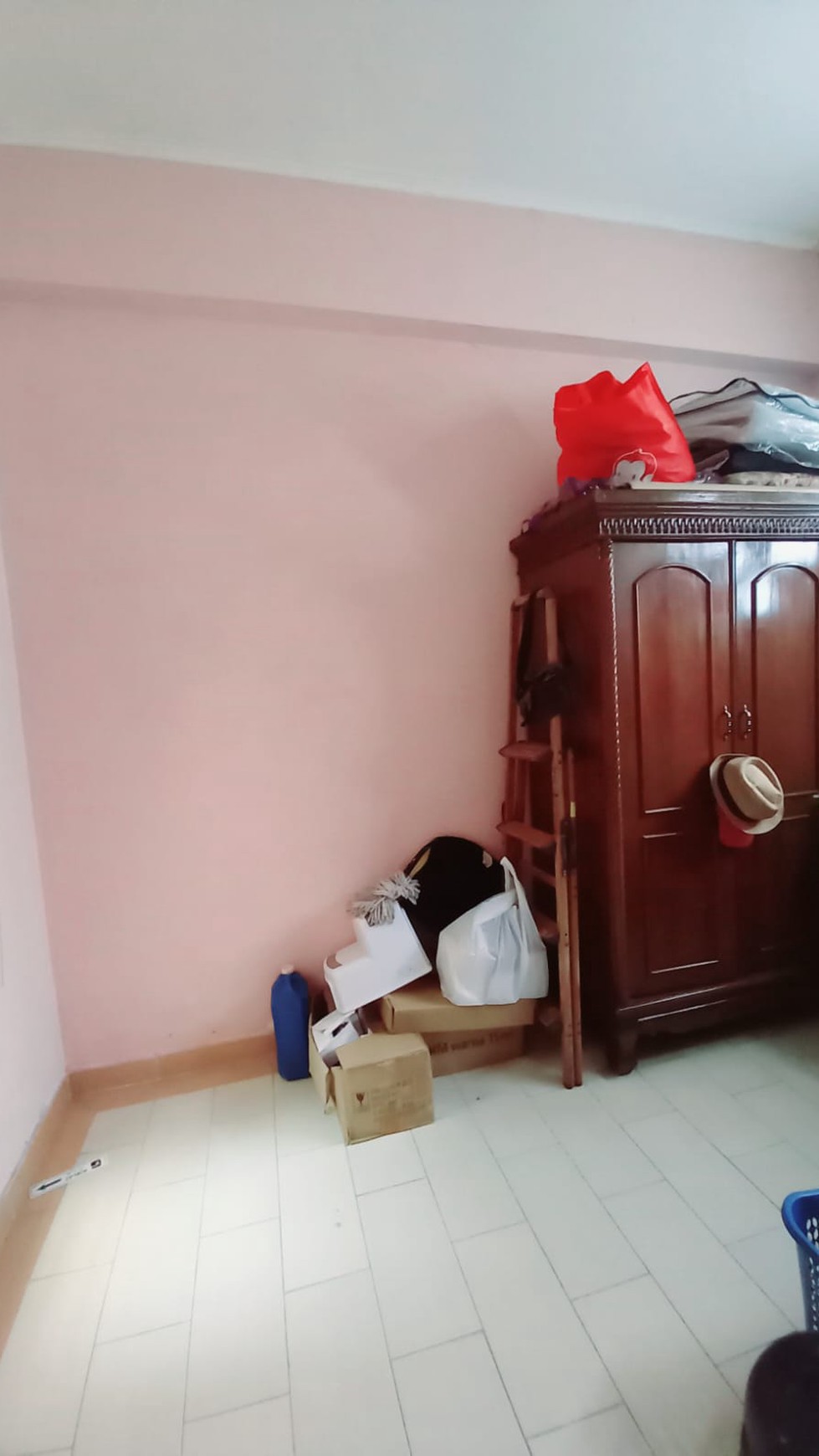 Rumah minimalis 1 lantai, di Veteran