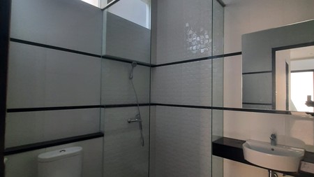 Rumah Baru Modern Minimalis 2 Lantai di Singgasana Pradana Kec Bojongloa Kidul Bandung