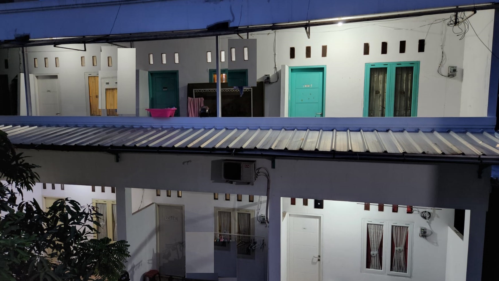 Rumah halaman luas 1 Lantai di Cireunde