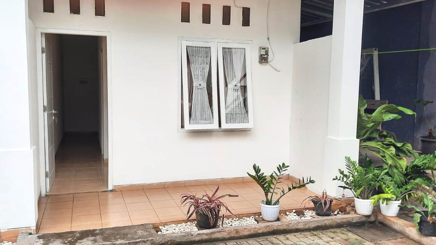 Rumah halaman luas 1 Lantai di Cireunde