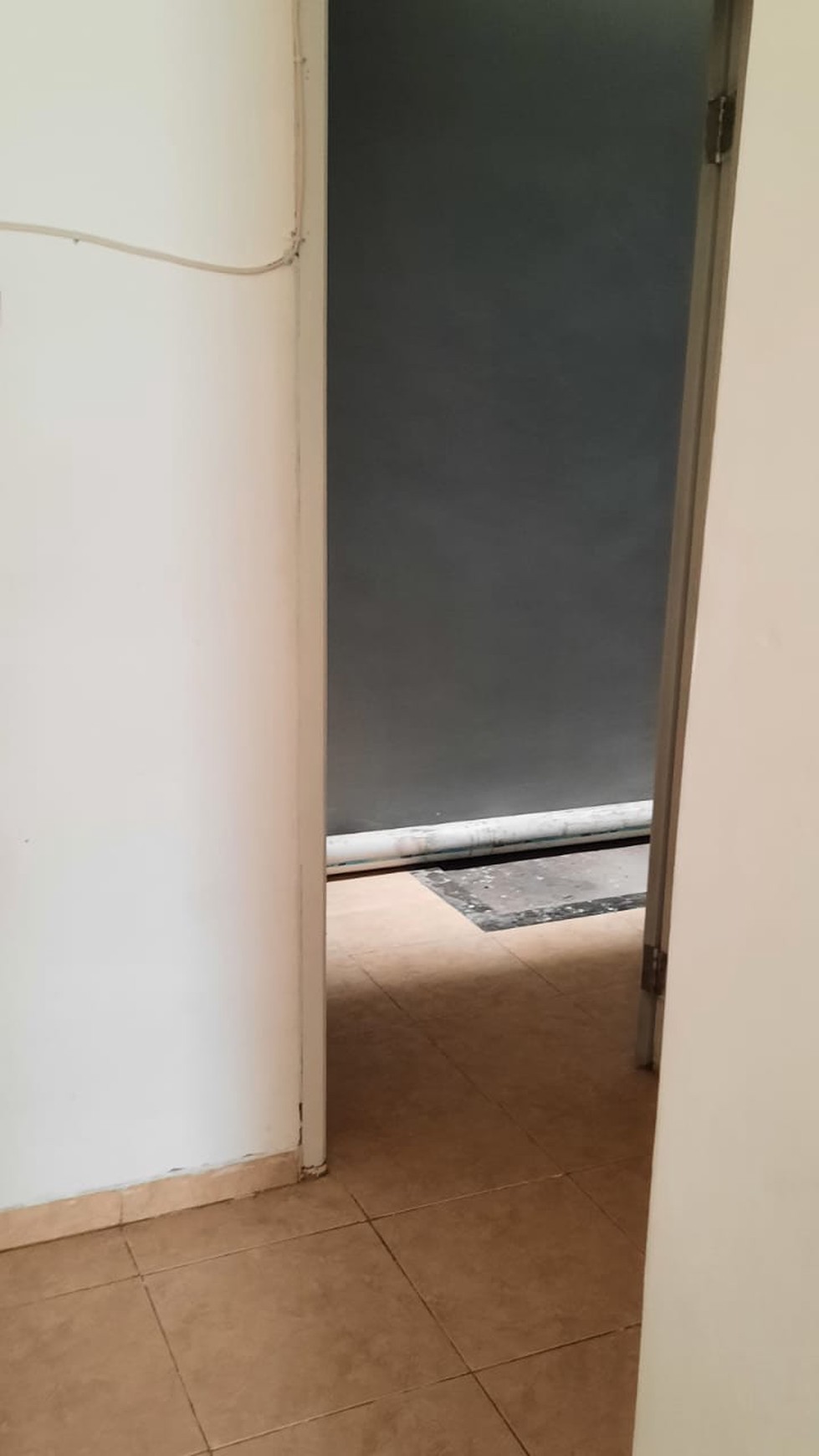 Rumah halaman luas 1 Lantai di Cireunde