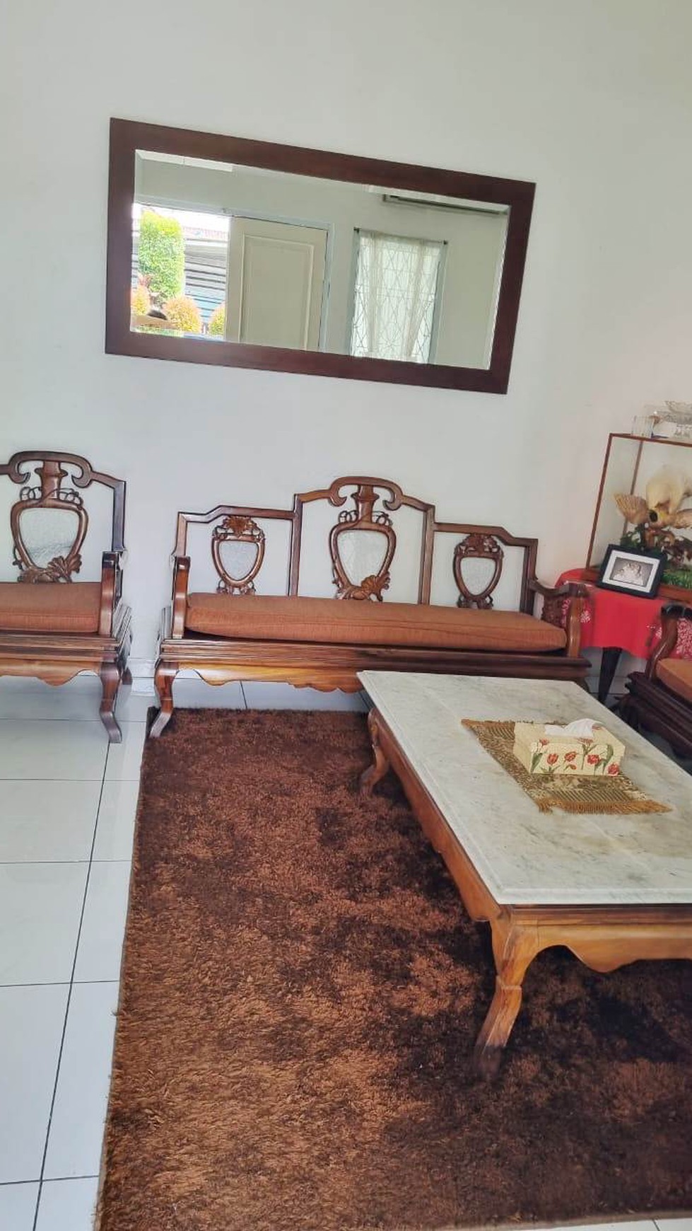 Rumah Bagus, halaman asri 2 lantai di Cireunde