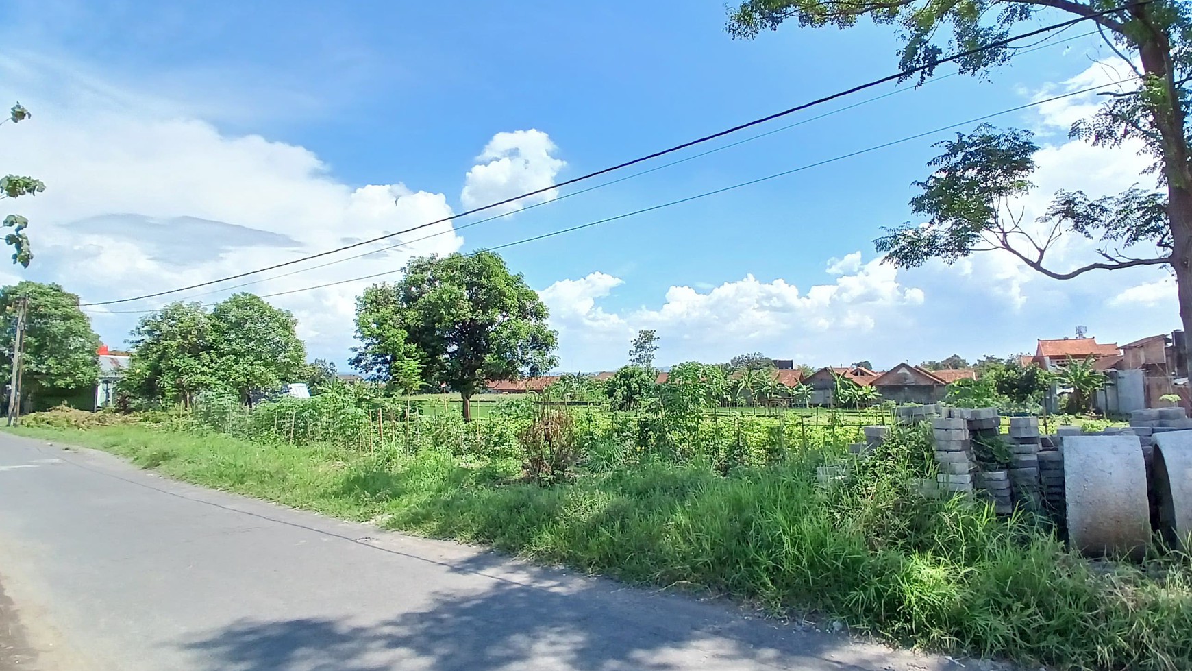 Tanah Pekarangan Luas 1300 Meter Persegi Lokasi Dekat UKRIM Kalasan Sleman