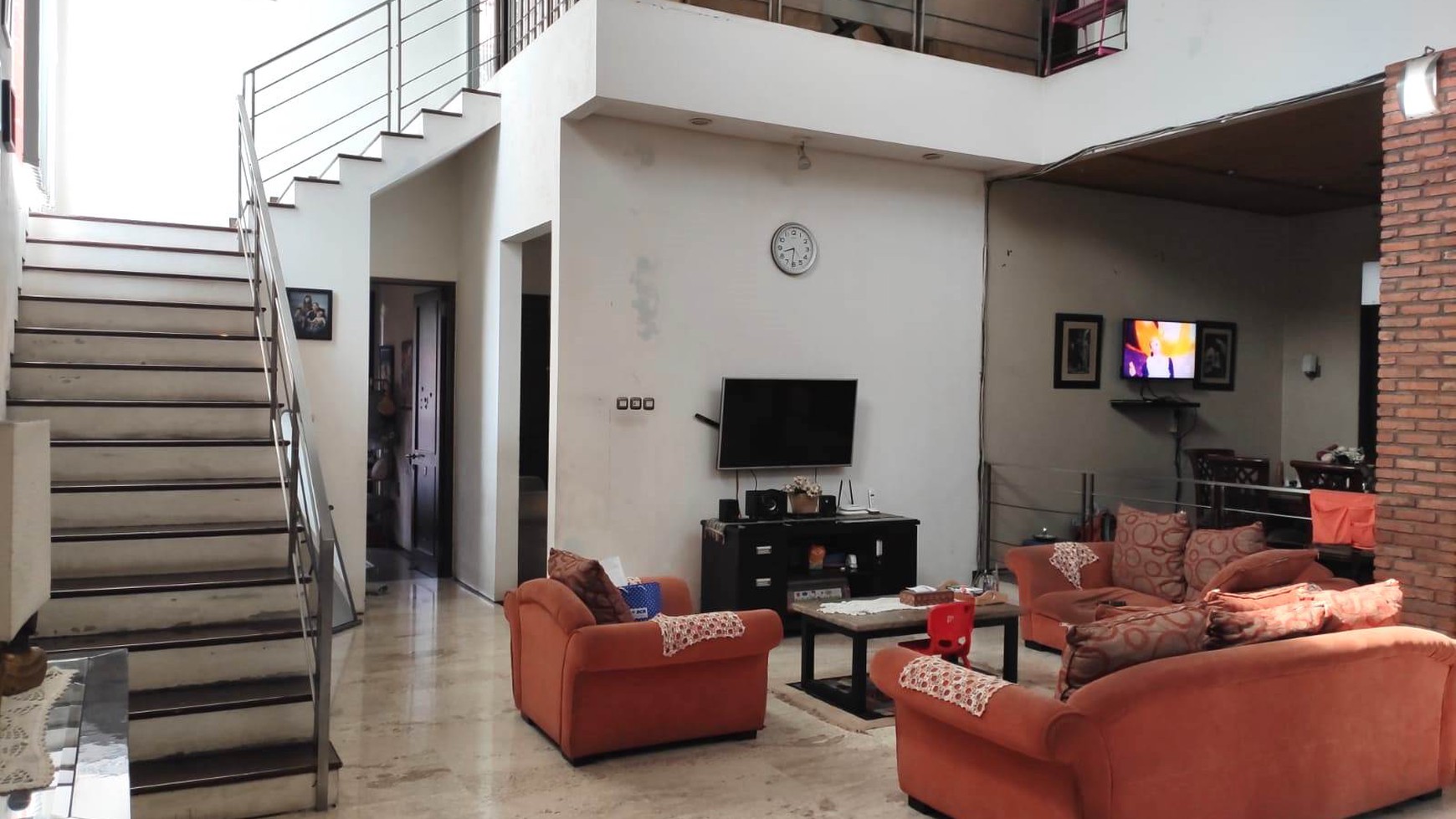 Rumah bagus, Rapi lingkungan aman dan nyaman di Pondok Aren