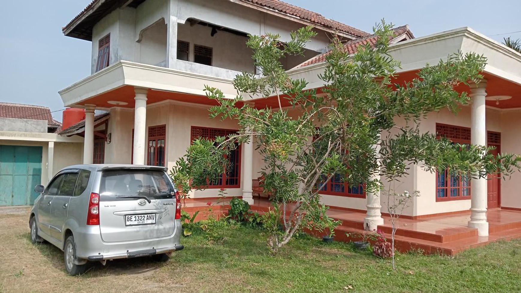 Rumah dua lantai di Jln. M. Azizi Sabah Balau