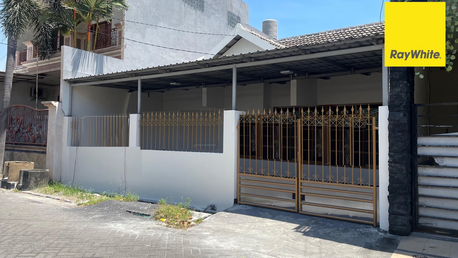 Dijual Rumah SHM di Griya Babatan Mukti Surabaya