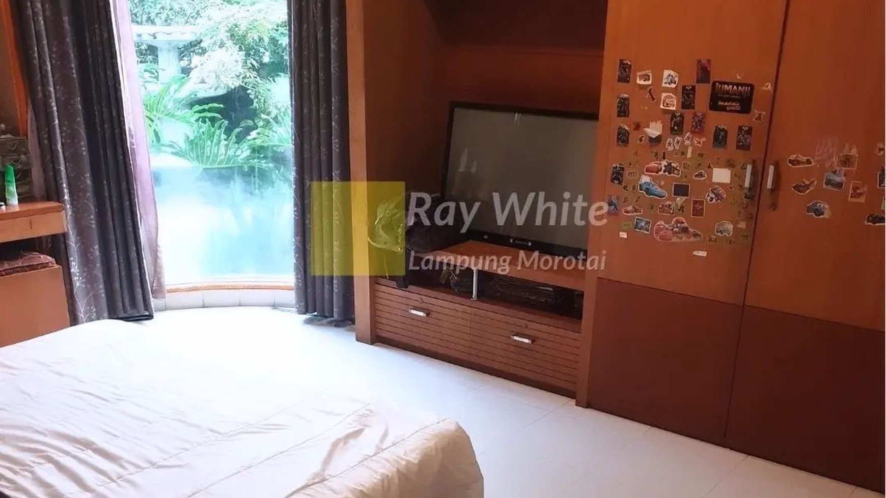 dijual rumah mewah Villa Citra