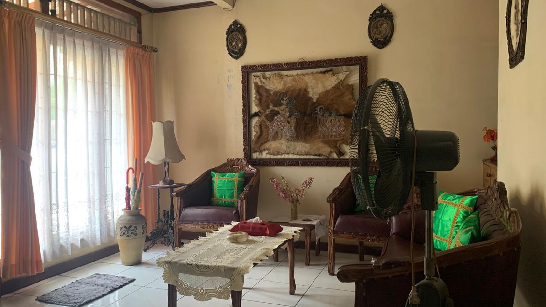 Rumah Sektor 2 Bintaro, tingkat 2 dan lokasi dekat dg pasar tradisional...