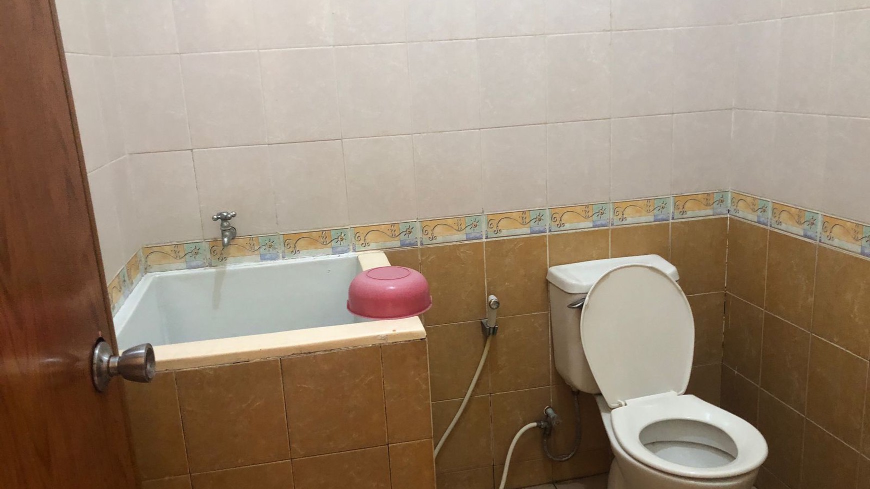 Best Price. Rumah bagus Villa Melati Mas, Serpong