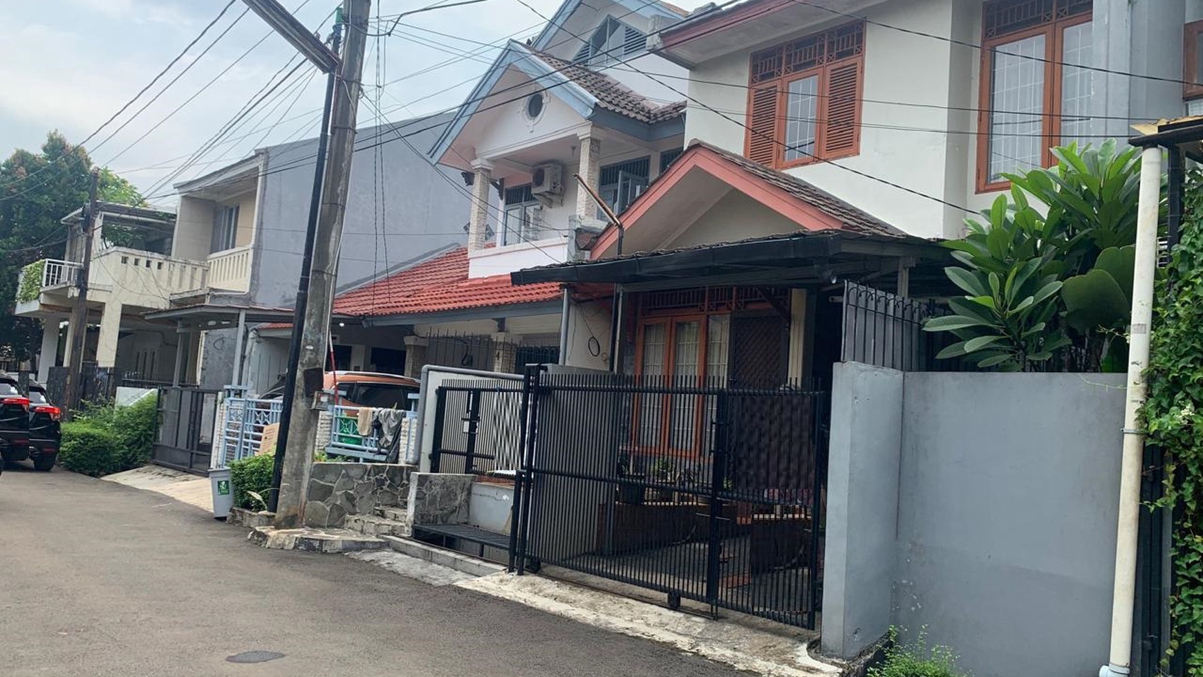 Rumah 2 Lantai di Bintaro Sektor 2.