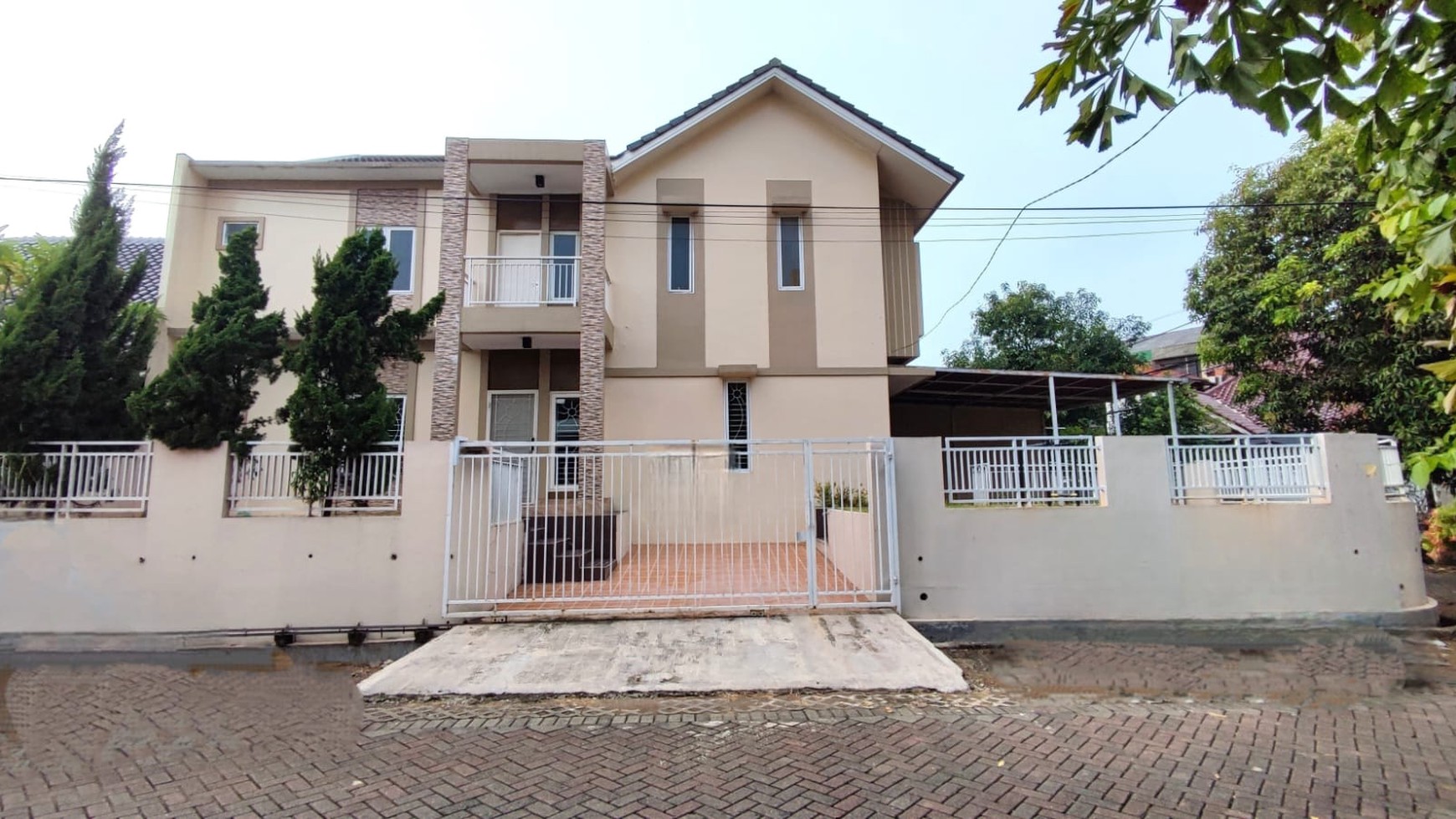 Murah. Rumah 2 Lantai Di Villa Melati Mas, Serpong Utara. 