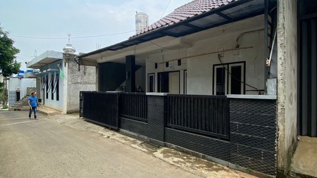 Rumah 1 Lantai Strategis di Limo - Harga Murah dan Full Furnished