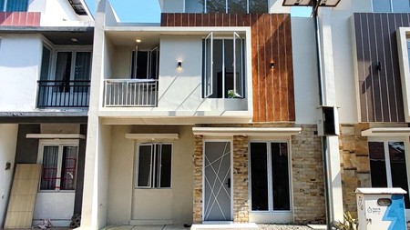 Termurah. Rumah modern Accola Park Buaran, Serpong. 