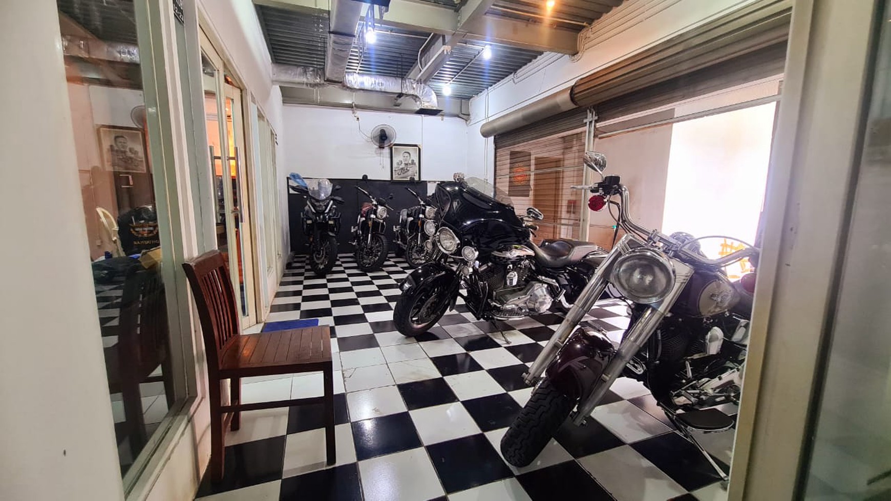 Rumah Hitung Tanah Area Cipete