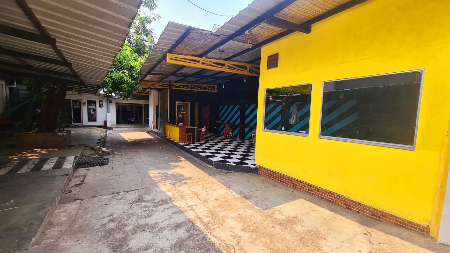 Rumah Hitung Tanah Area Cipete