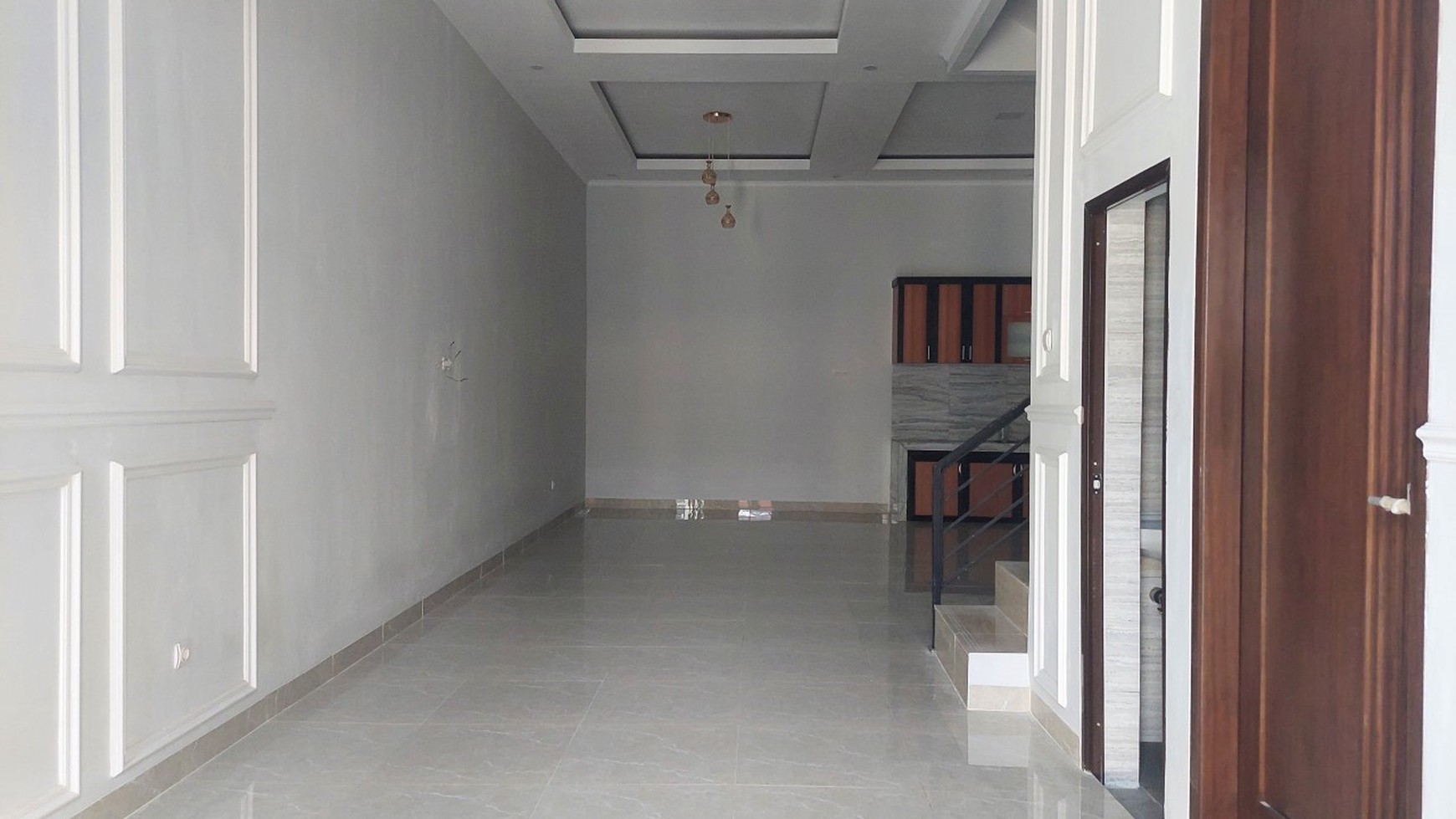 Rumah Hitung Tanah Area Cipete