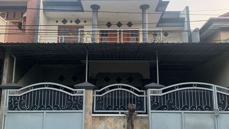 Dijual Rumah 2 lantai di Pondok Mutiara Sidoarjo