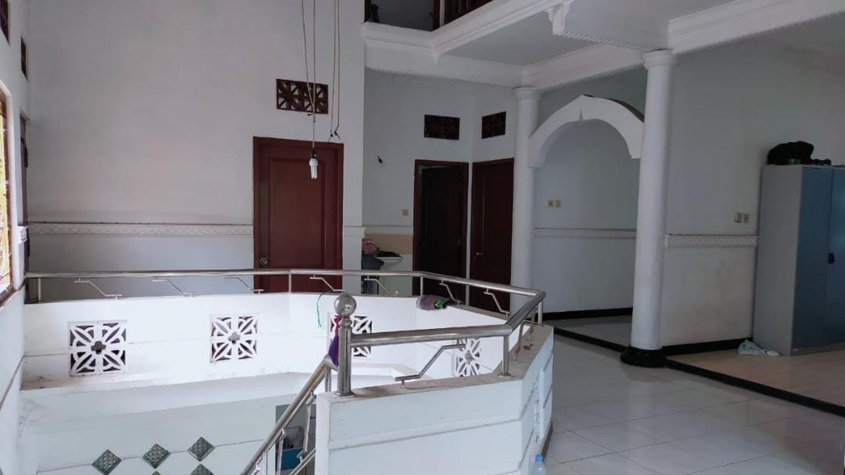 DIJUAL RUMAH 2 LANTAI DI JALAN BASUKI RACHMAD, TUBAN