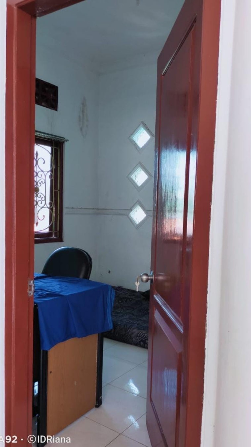 DIJUAL RUMAH 2 LANTAI DI JALAN BASUKI RACHMAD, TUBAN