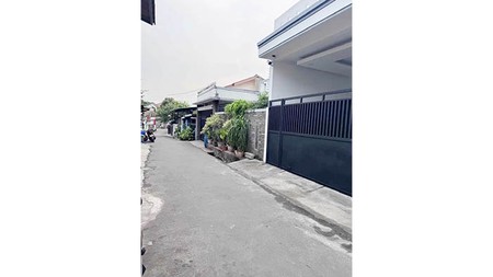 Rumah Jl Salman Gang Usman, Kebon Jeruk