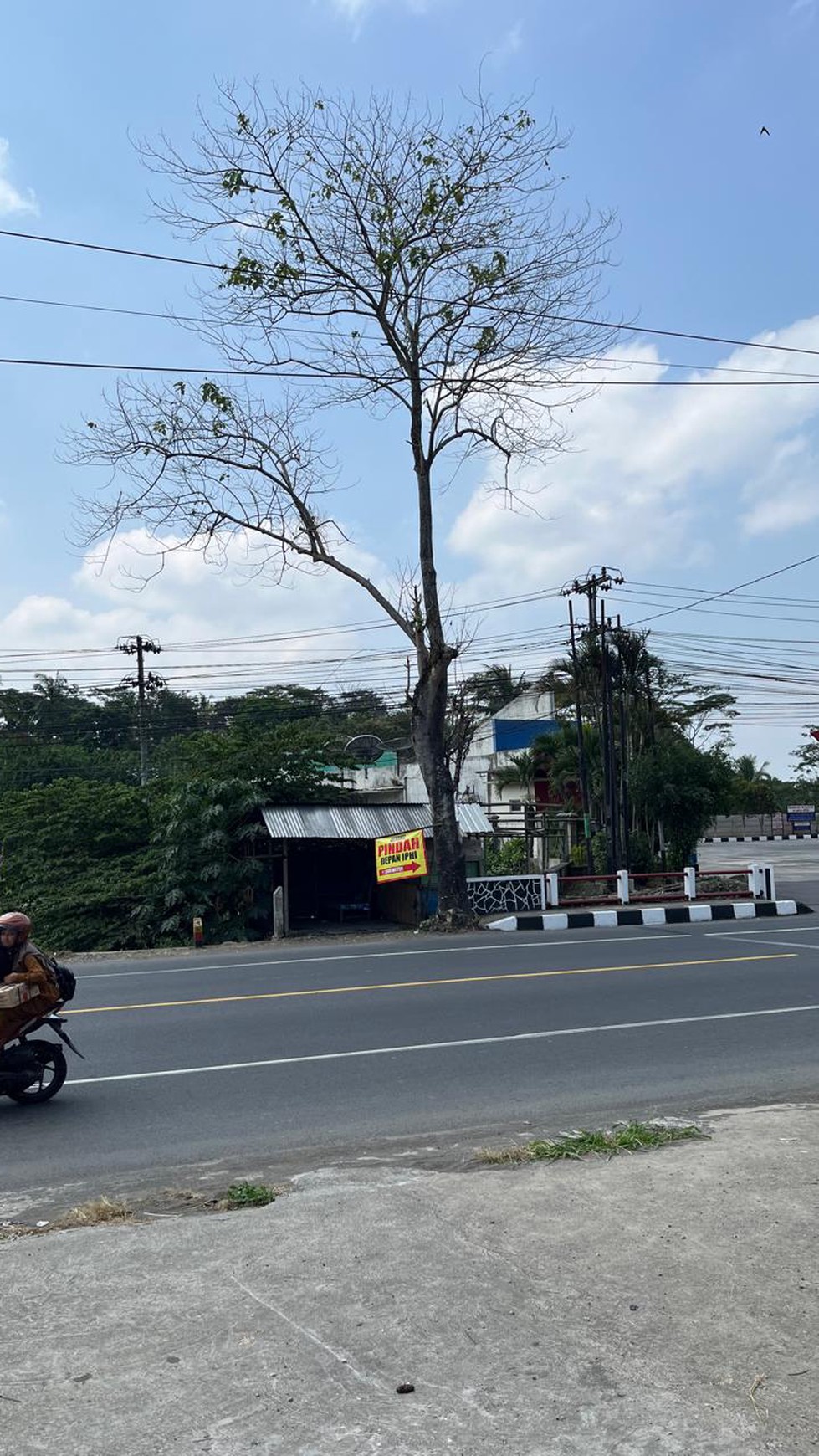 Dijual Tanah Lokasi Super Strategis, Tepi Jalan Nasional