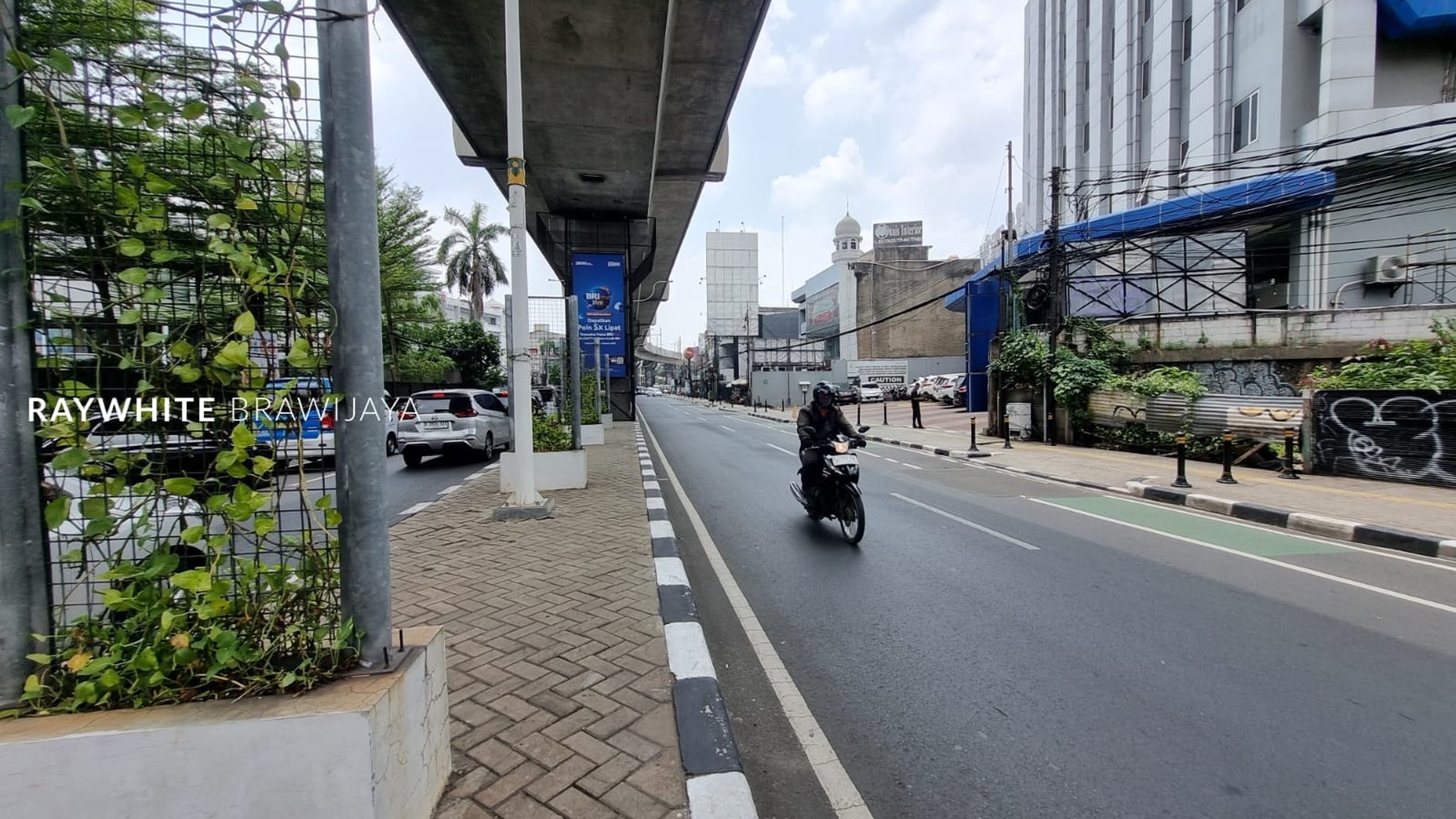 Rumah Hitung Tanah Area Cipete