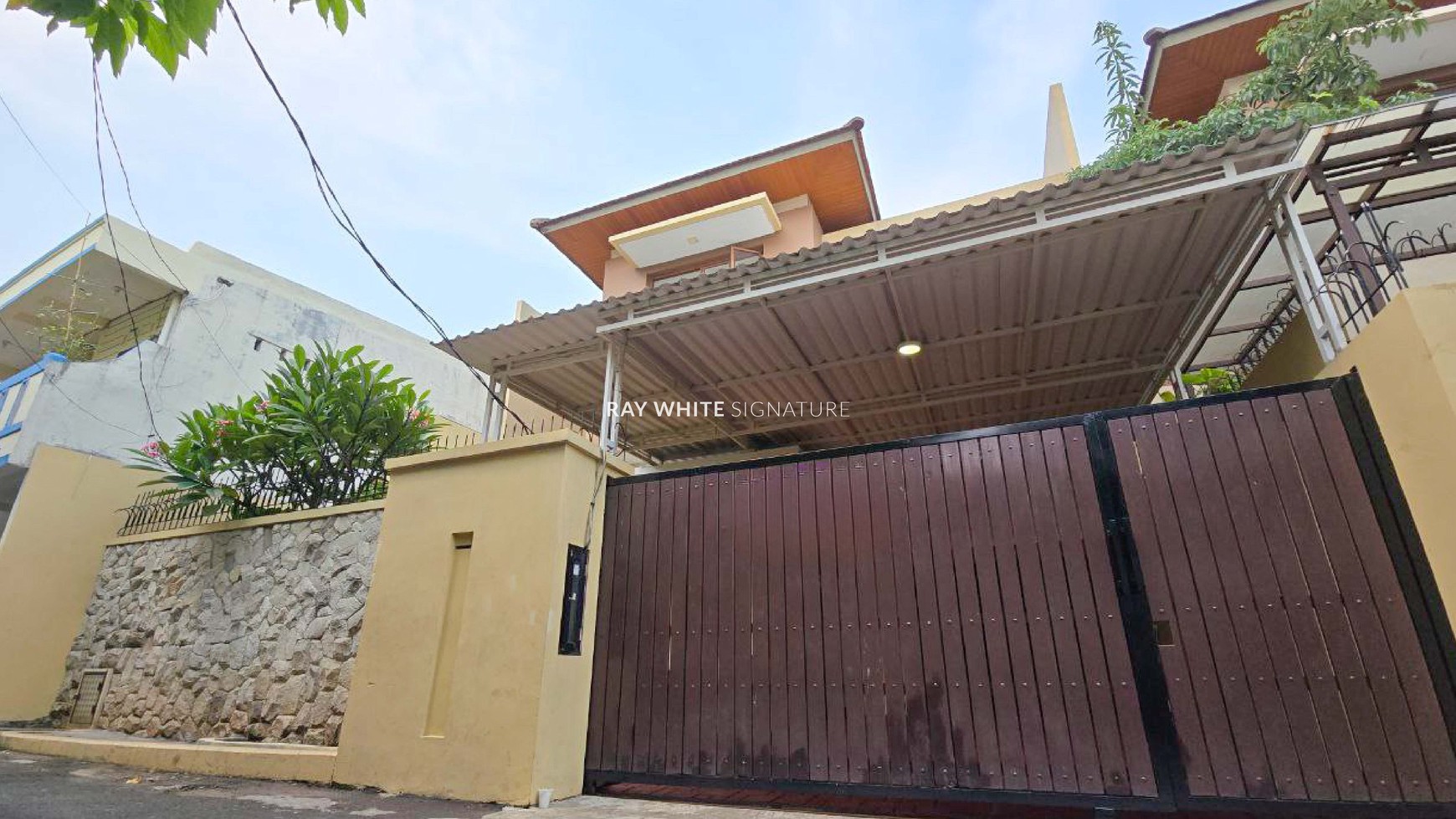 Rumah Hitung Tanah Area Cipete