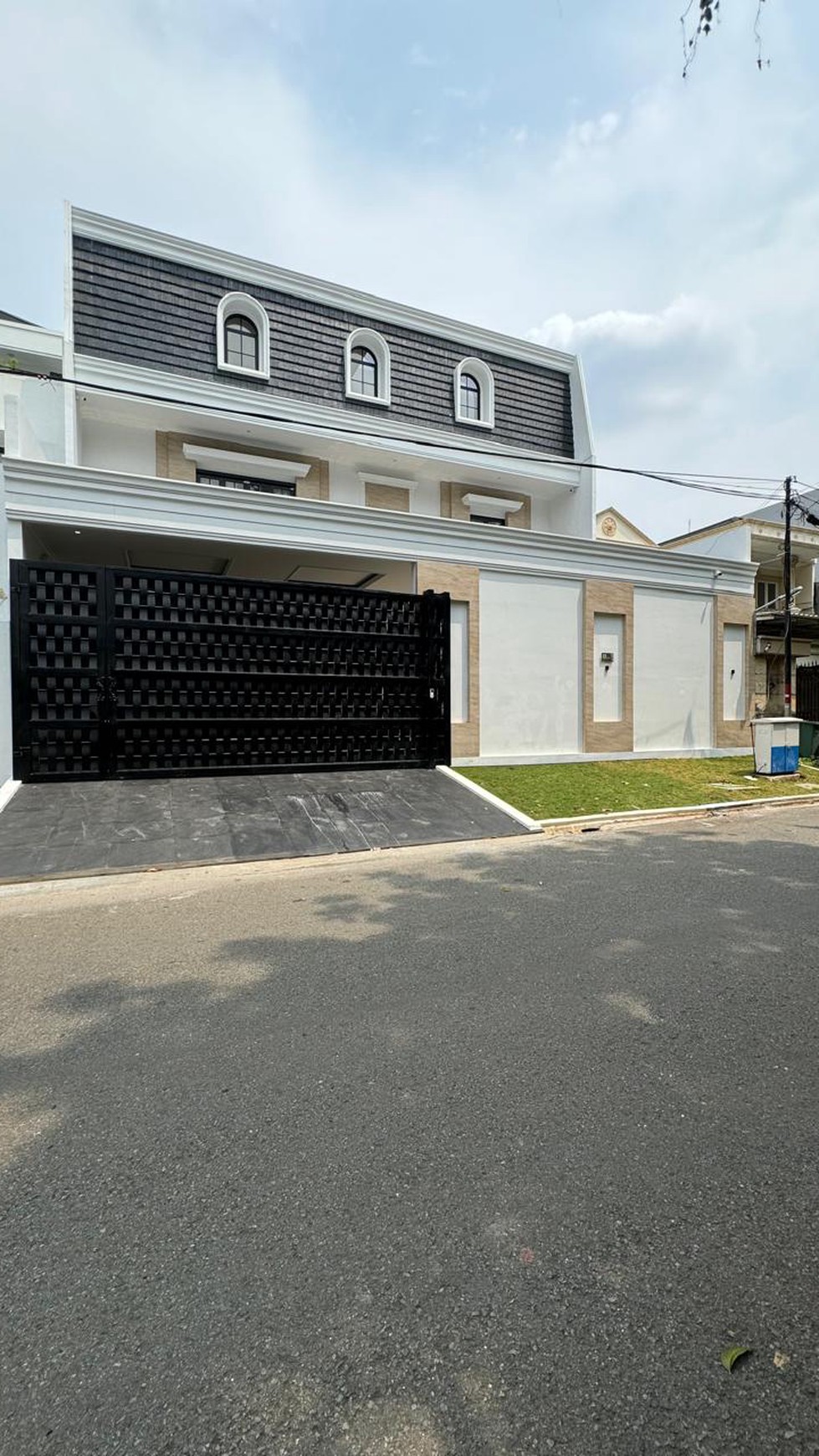 Rumah Hitung Tanah Area Cipete