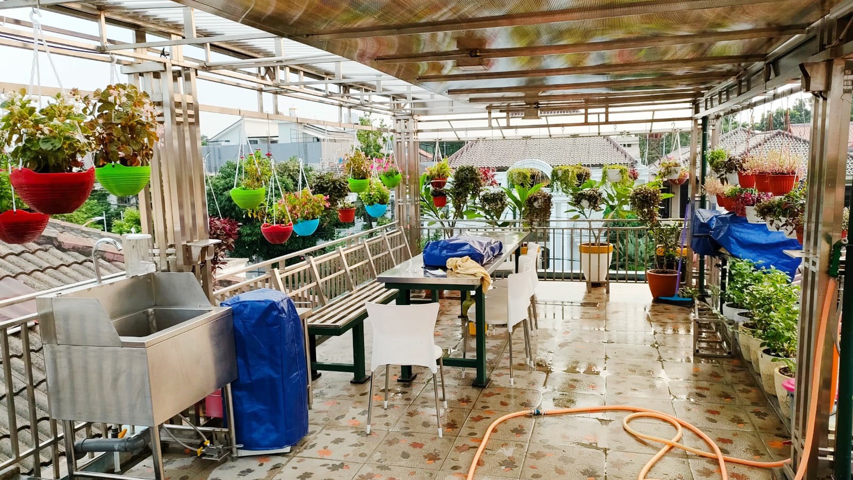 Rumah Hitung Tanah Area Cipete