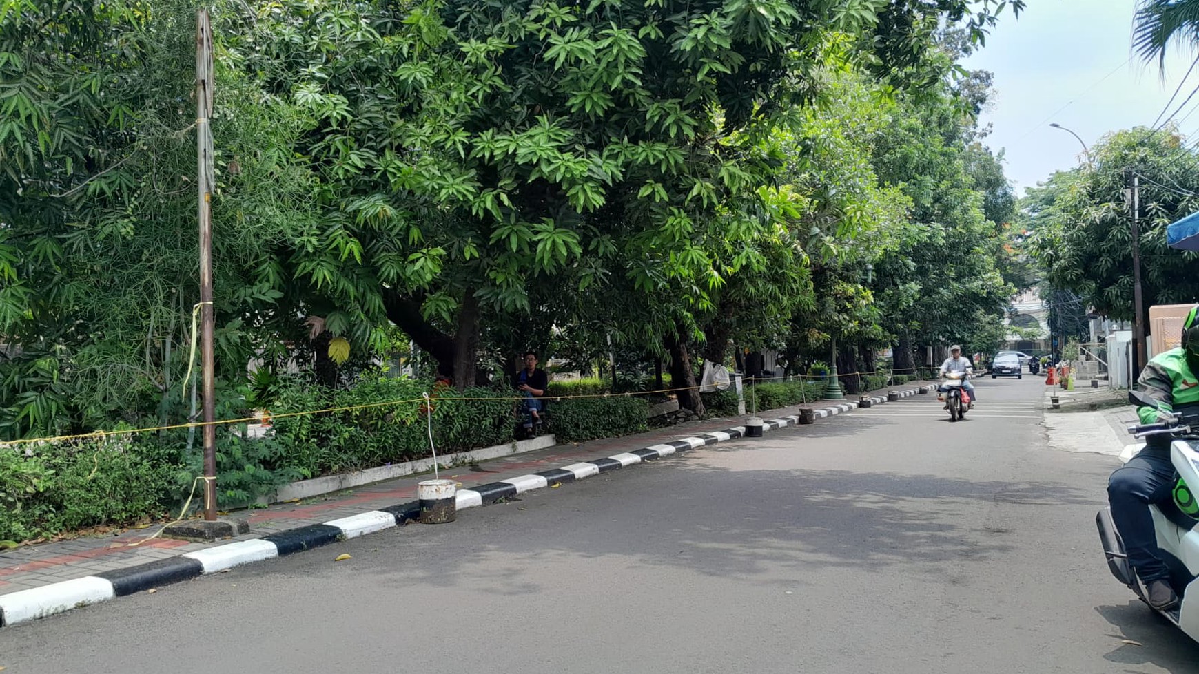 Rumah Hitung Tanah Area Cipete